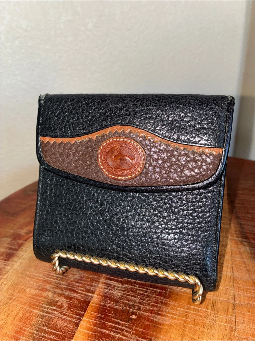 Dooney & Bourke wallet Black Pebbled Leather, Brown interior and Trim VTG GUC